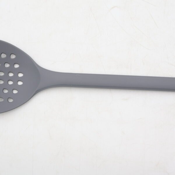 مقصوصة سيلكون kk-1843