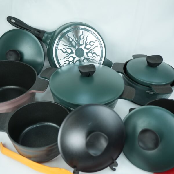 طقم حلل تيتانيوم  ارشيا 11 قطعه