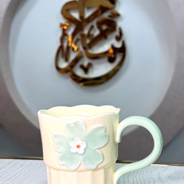 مج